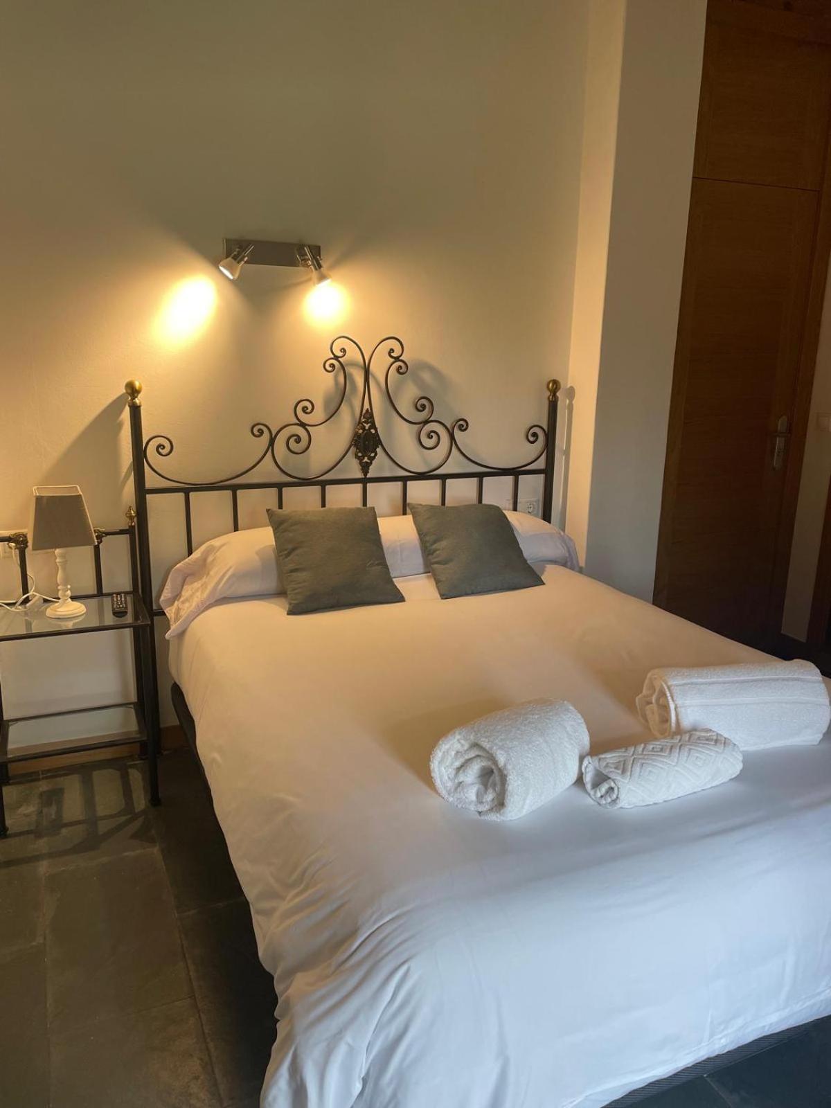 A Ribeira Do Tambre Guest House Troitosende Exterior foto