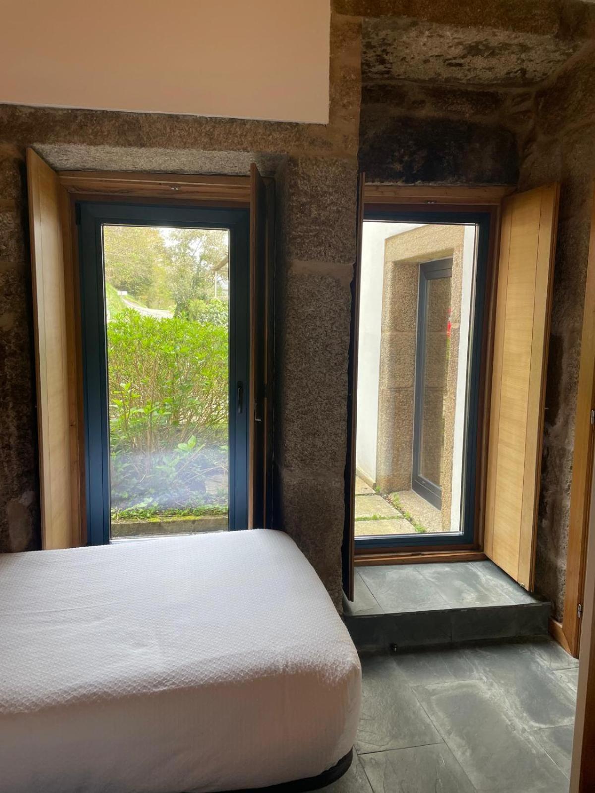 A Ribeira Do Tambre Guest House Troitosende Exterior foto