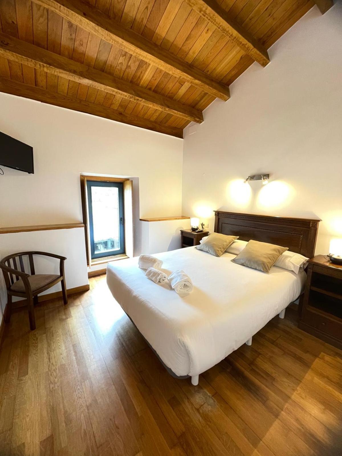 A Ribeira Do Tambre Guest House Troitosende Exterior foto